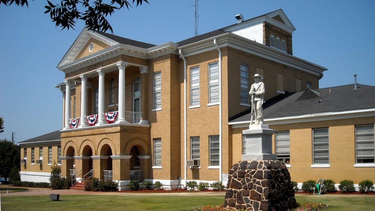 Choctaw County Courthouse in Butler, Alabama